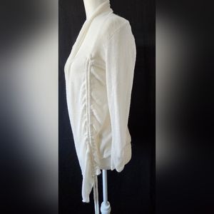 Light weight cream color sweater by Jules closet